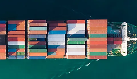 Delivering throughout the containership lifecycle (image)