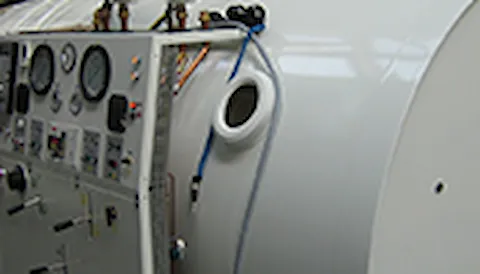 Diver pressure chambers