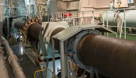 Propulsion shaft alignment services